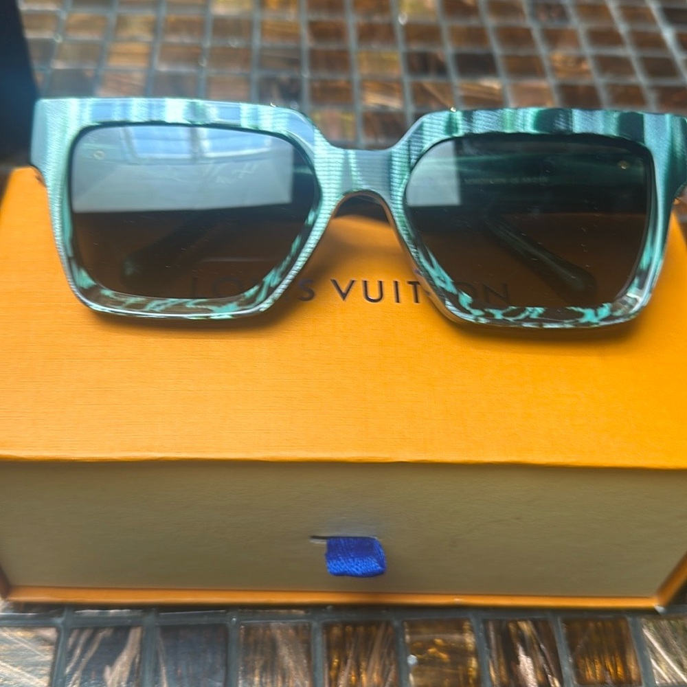Green Oversized Sunglasses